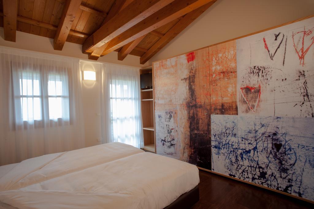 Elliot Osteria E Dormire In Collina Manzano ภายนอก รูปภาพ