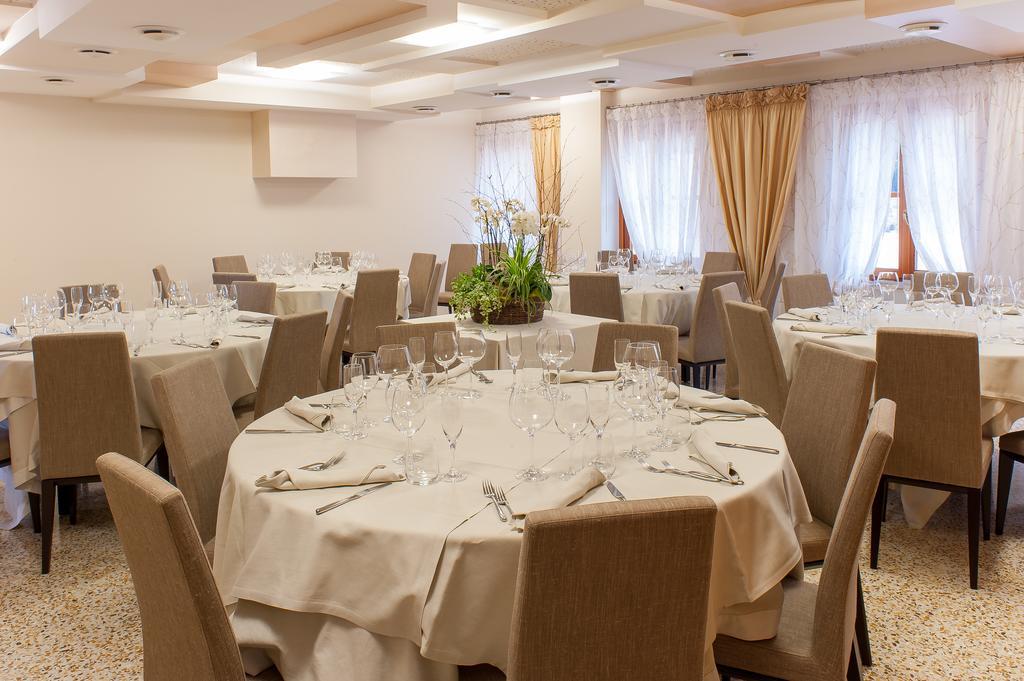 Elliot Osteria E Dormire In Collina Manzano ภายนอก รูปภาพ