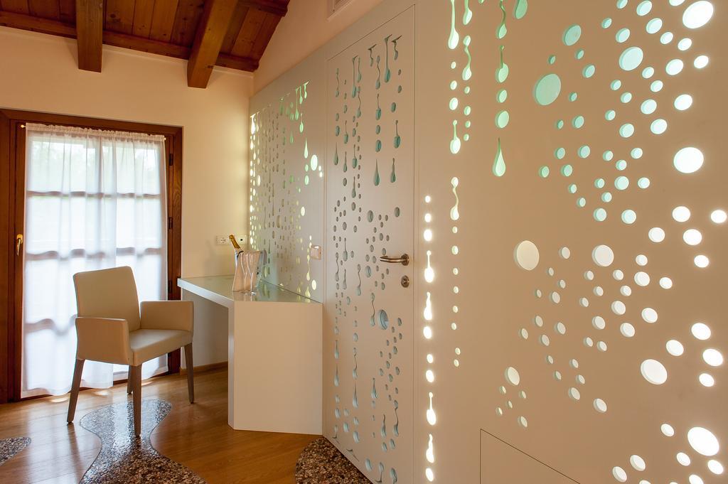 Elliot Osteria E Dormire In Collina Manzano ห้อง รูปภาพ