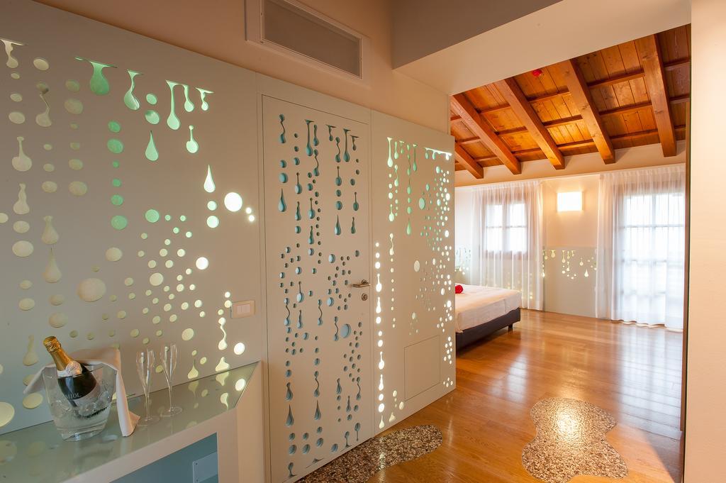 Elliot Osteria E Dormire In Collina Manzano ห้อง รูปภาพ