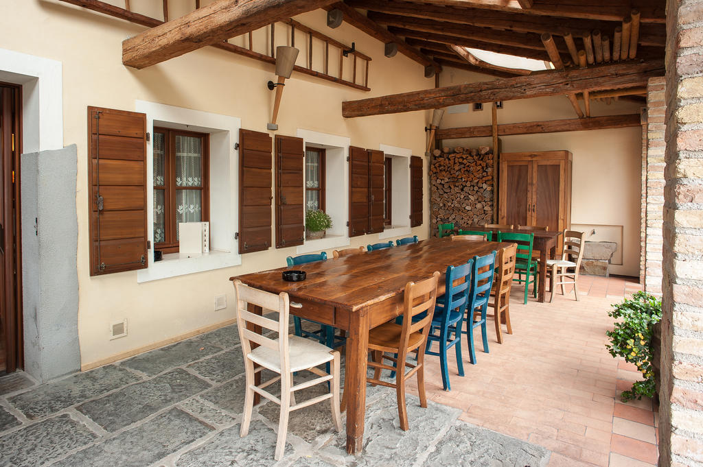 Elliot Osteria E Dormire In Collina Manzano ภายนอก รูปภาพ