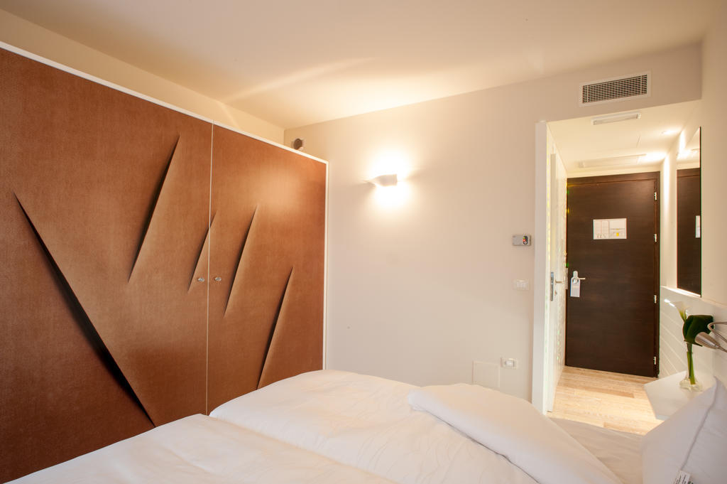 Elliot Osteria E Dormire In Collina Manzano ห้อง รูปภาพ