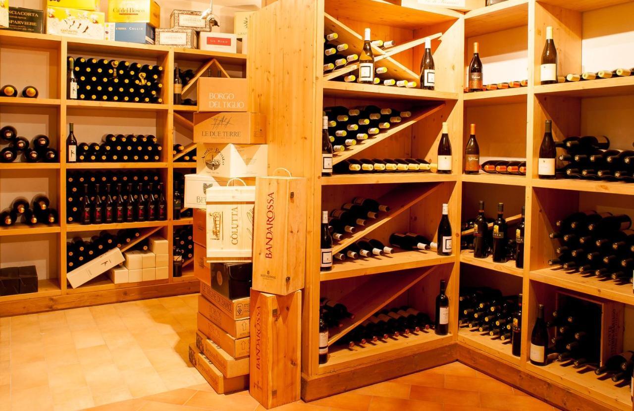 Elliot Osteria E Dormire In Collina Manzano ภายนอก รูปภาพ